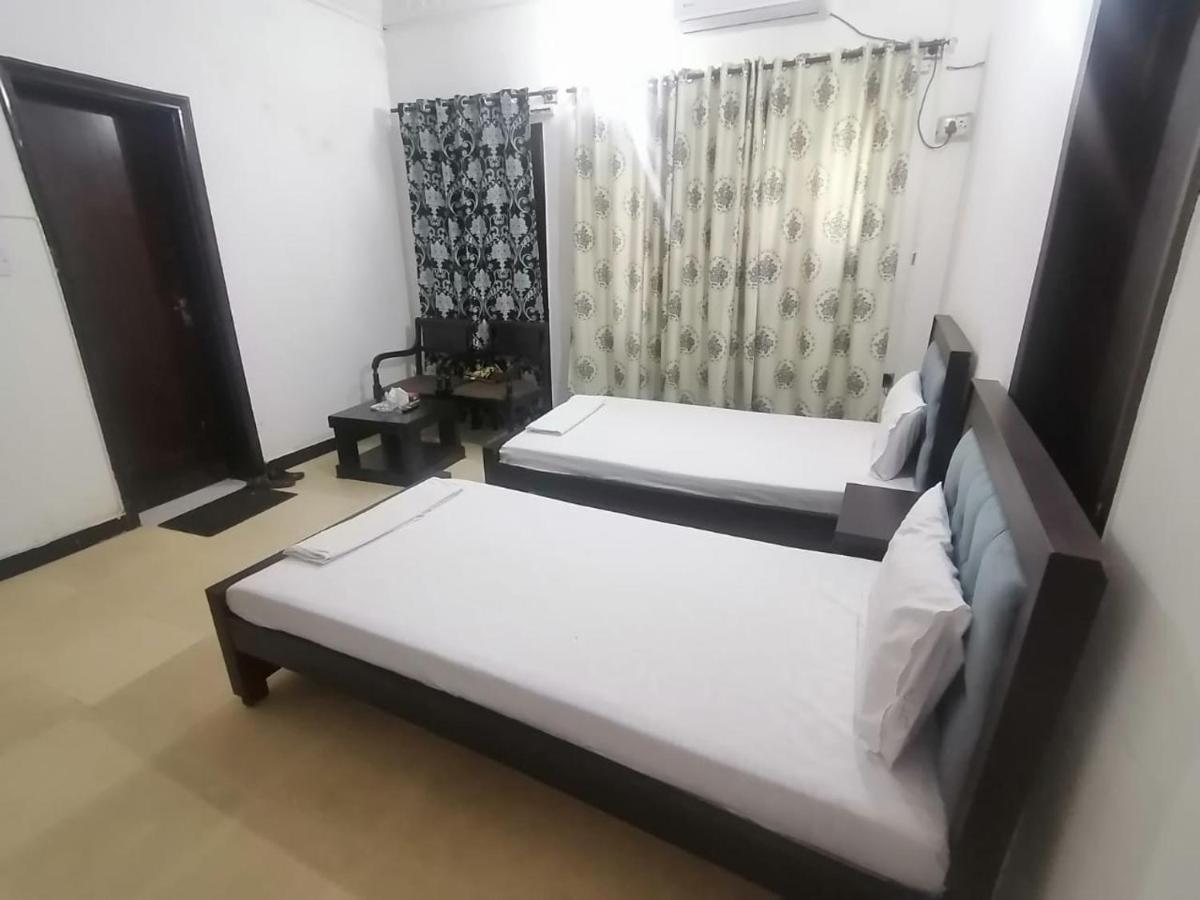 Lux Lounge Guest House Ісламабад Екстер'єр фото